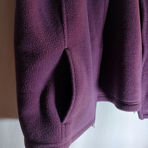 L.L. Bean Women's Full Zip Fleece Vest Size XL Warm Insulated Layer Sleeveless P - Picture 14 of 16